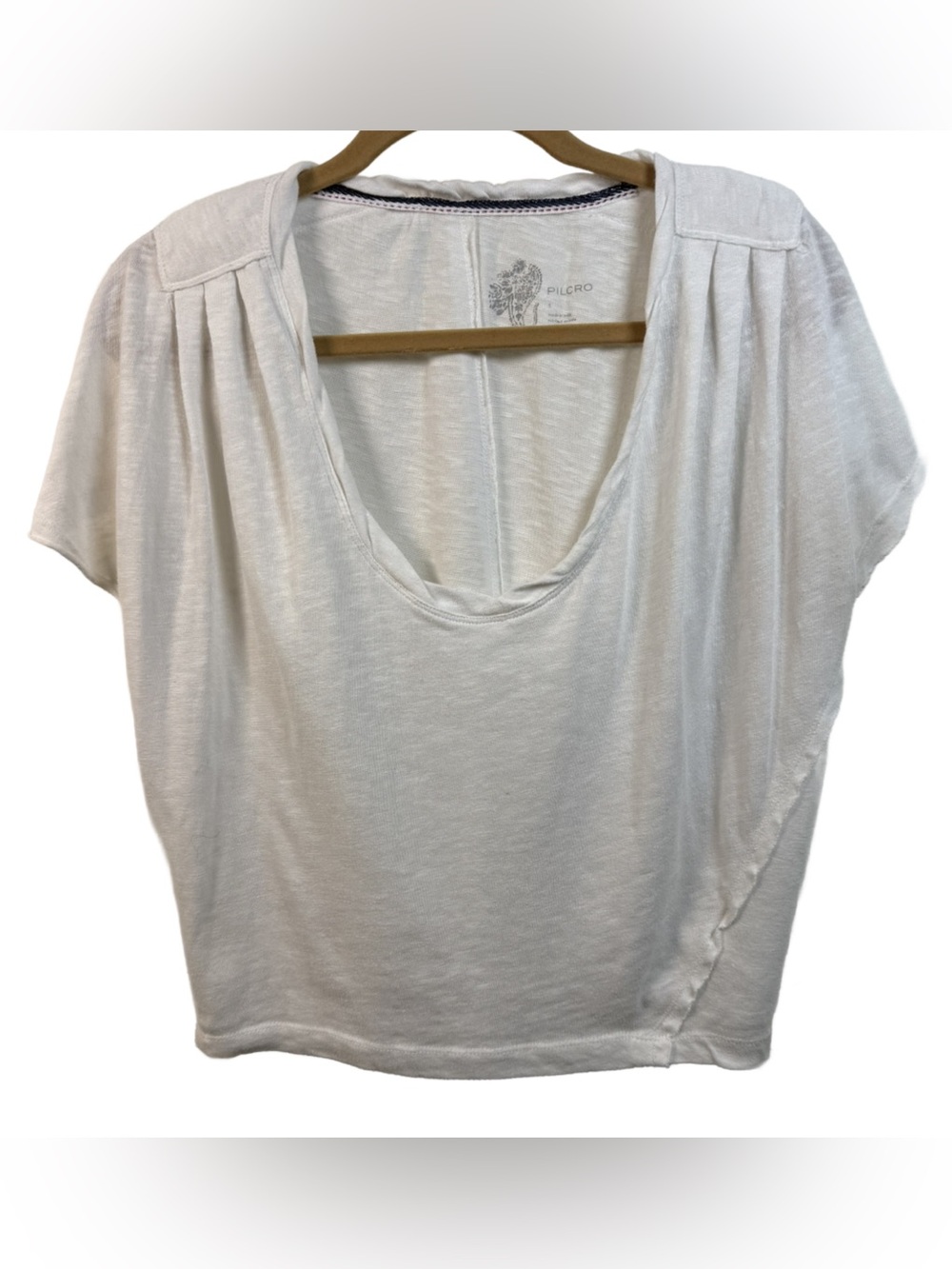 Pilcro White Scoop Neck Short Sleeve Top
